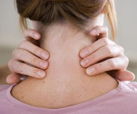 Boyunda Sivilce Nedenleri ve Tedavisi